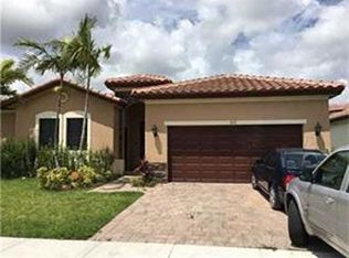 722 SE 35th Ter, Homestead, FL 33033