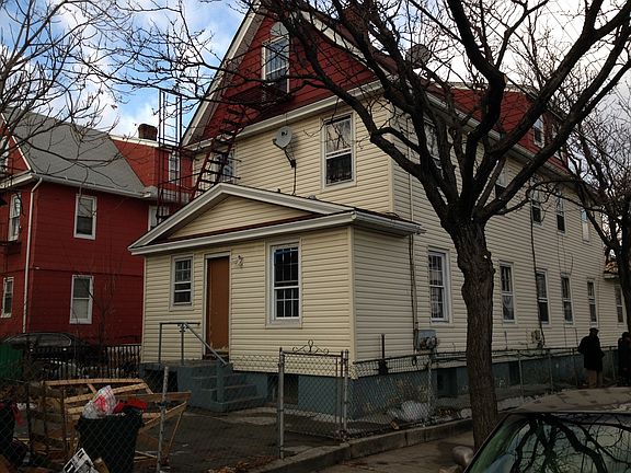 2nd image of 10718 Liverpool St #3
