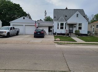 22353 Firwood Ave, Eastpointe, MI 48021
