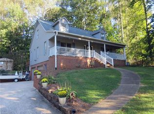 4808 Ola Ln, Walkertown, NC 27051