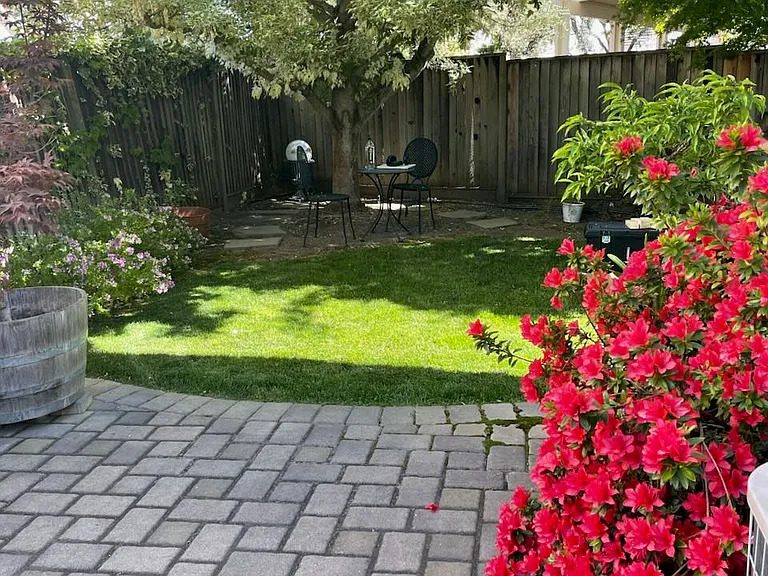 153 Trent Dr — Photo 9