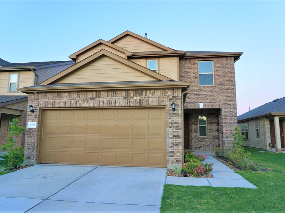 1st image of 7226 Mountain Prairie Dr