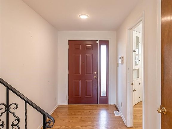 4th image of 646 Ramblewood Pl