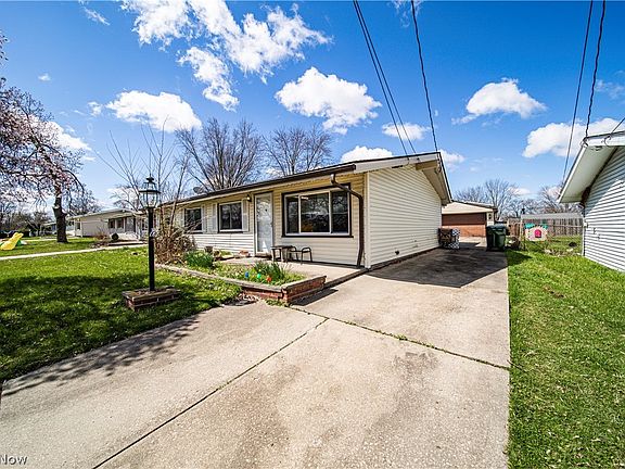 3rd image of 9124 Cambridge Dr