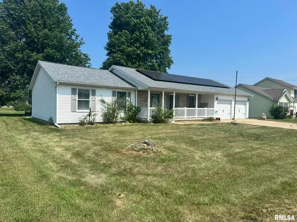 1415 E Ash St, Canton, IL 61520