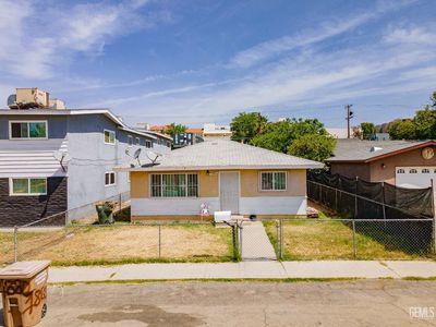 1880 Quincy St, Bakersfield, CA, 93305