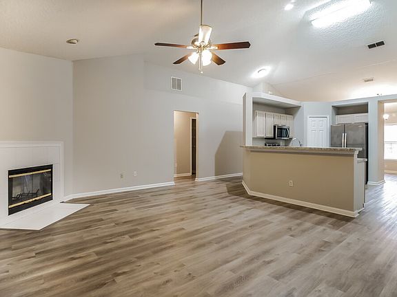 5th image of 761 New Wales Ln
