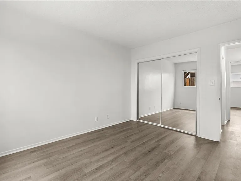 1236 McClellan Dr #5 — Photo 16