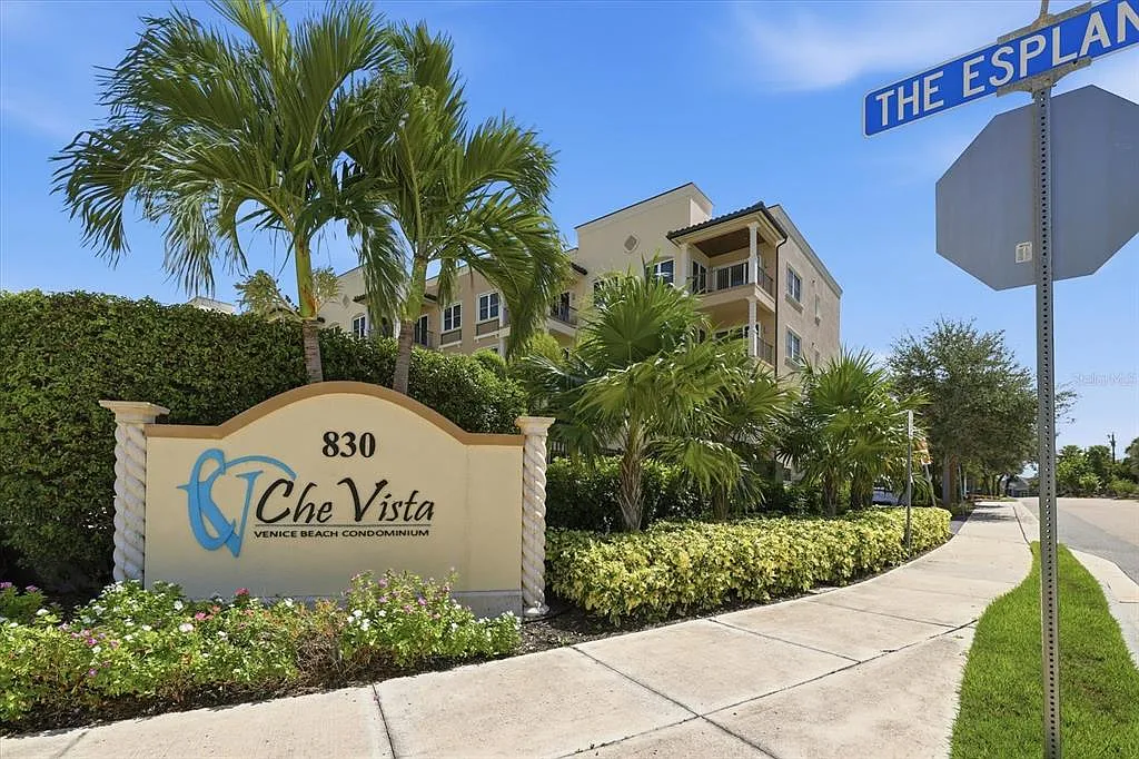 2 bed, 2.0 bath, 1471 sqft, $7,500 — Photo 1