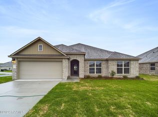 230 S Lakepointe Dr, Lafayette, LA 70506