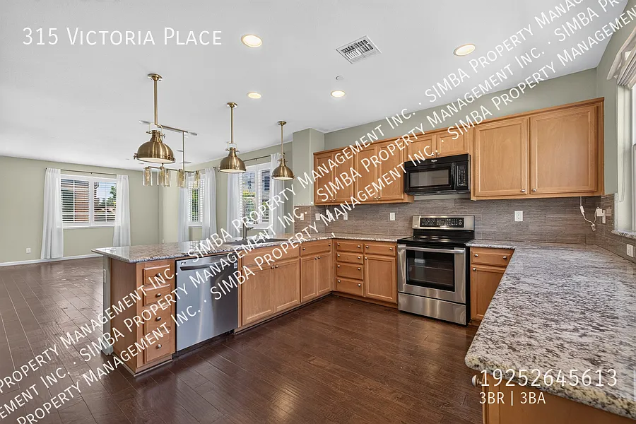 315 Victoria Place, Hayward — Photo 2