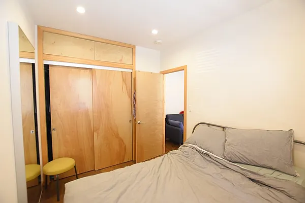 Rented by REAL New York | media 16