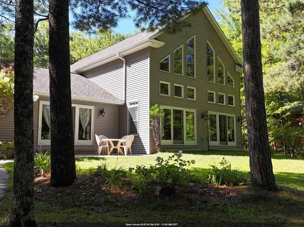 N1599 Rainbow Rd, Keshena, WI 54135