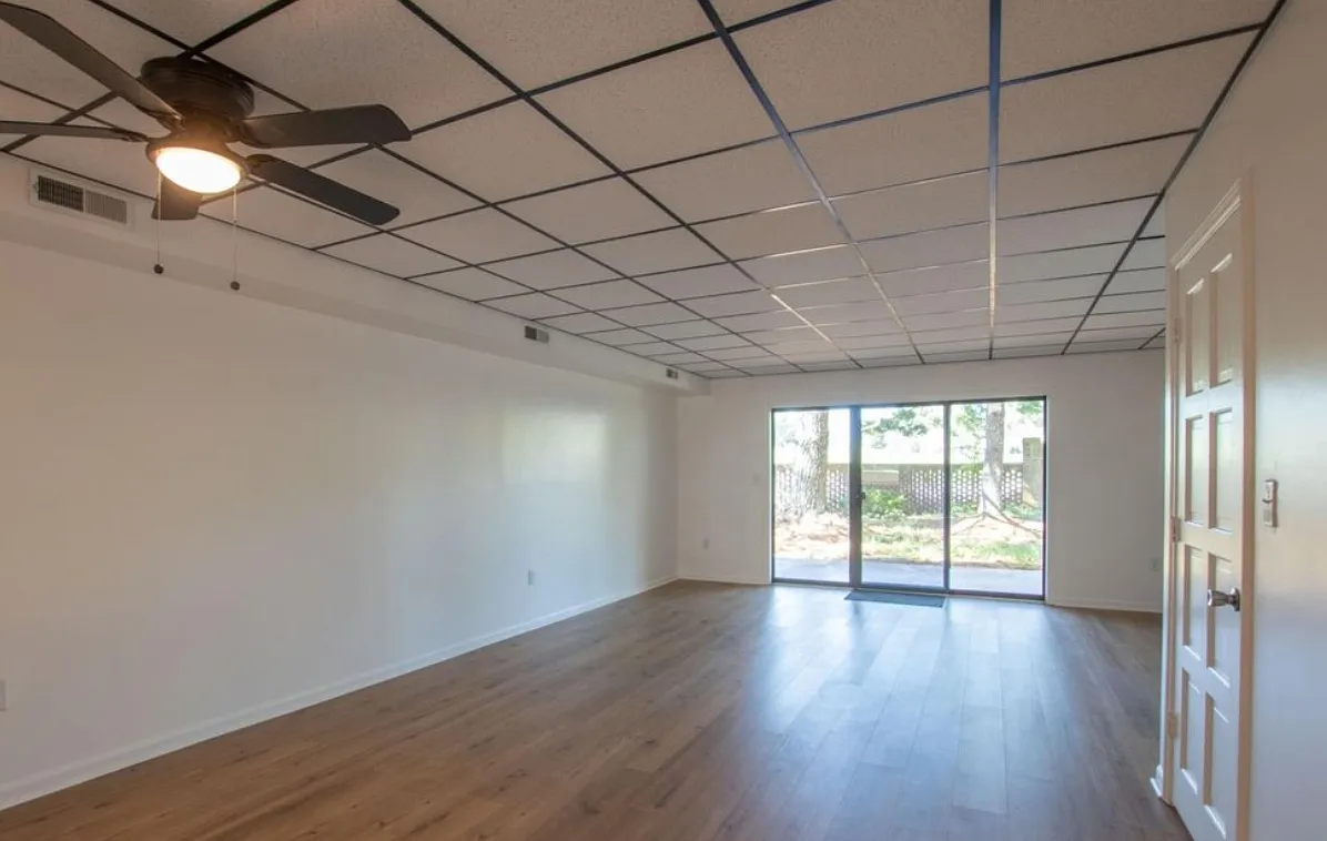 2 bed, 1400 sqft, $1,250 — Photo 4