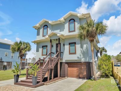 814 W Canal Dr, Gulf Shores, AL, 36542