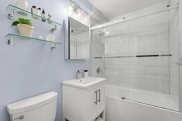 Sold by Corcoran | media 7