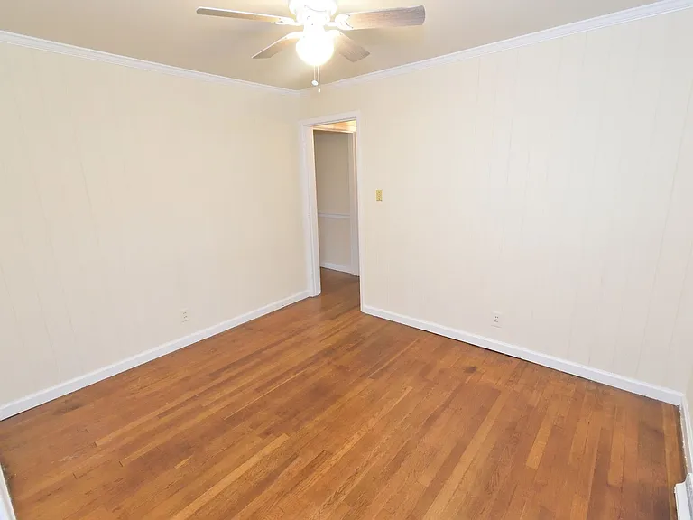 312 Oakdale Rd — Photo 18