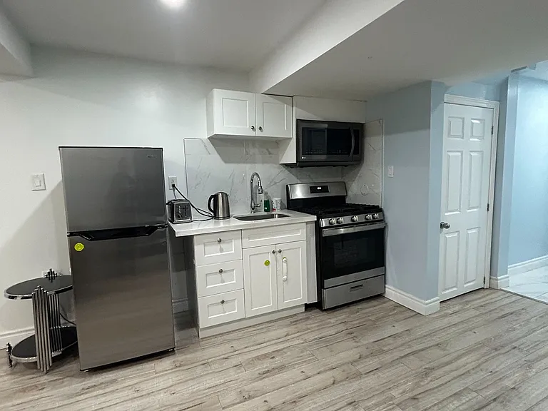 2292 Buroak Dr #BASEMENT — Photo 7