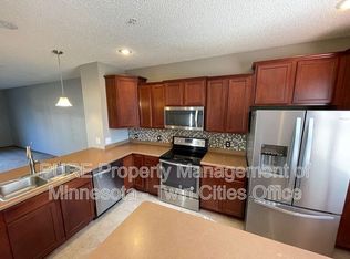 3630 Hazel Trl UNIT C, Woodbury, MN 55129