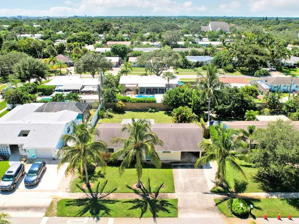 20 Willow Road, Tequesta, FL 33469