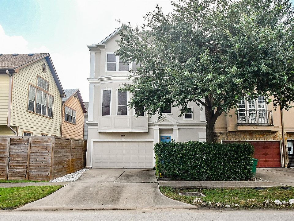 1st image of 2614 Maxroy St