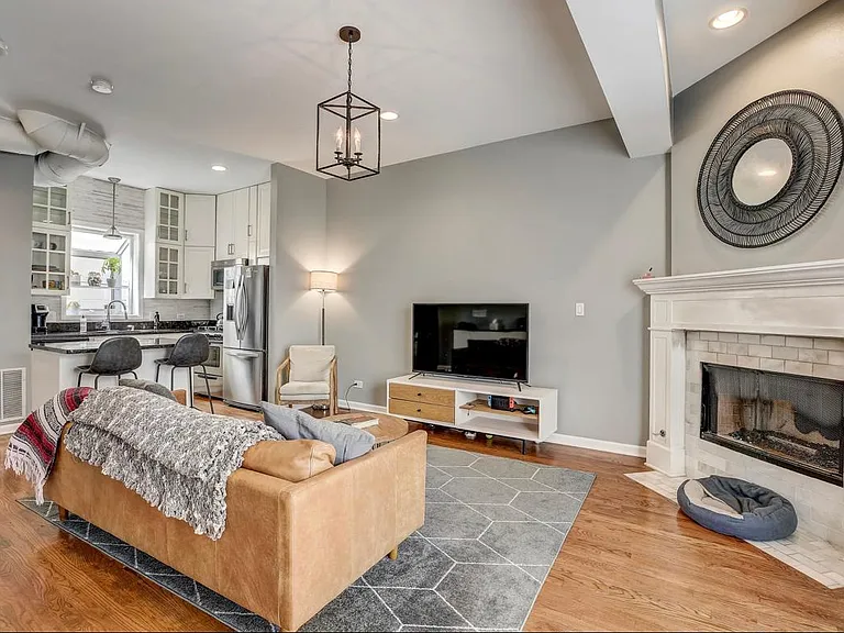 2231 N Lister Ave #D — Photo 2