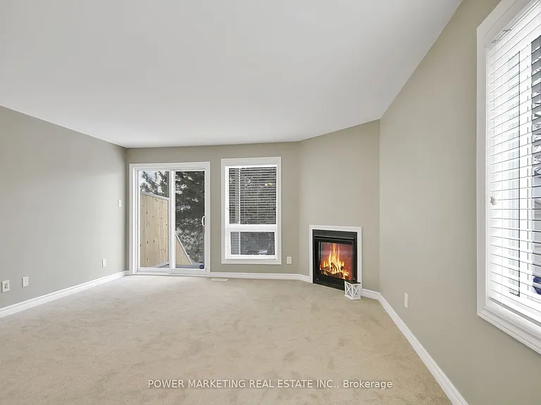 45 Waterbridge Dr — Photo 9