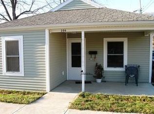 206 E Seminary St, Vevay, IN 47043