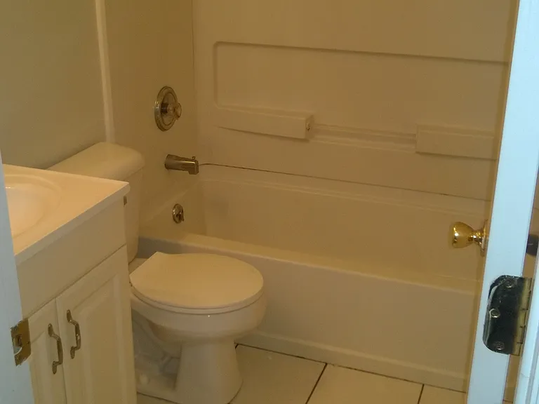 1-17 708th — Photo 3