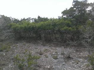 637 S Spicer Loop, Kerrville, TX 78028