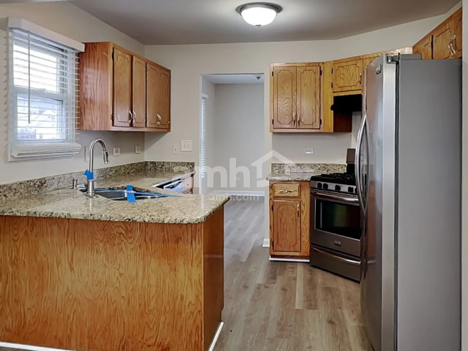 3 bed, 2.5 bath, 1472 sqft, $2,690 — Photo 4
