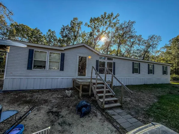 128 Farm Hill Dr, Livingston, TX 77351