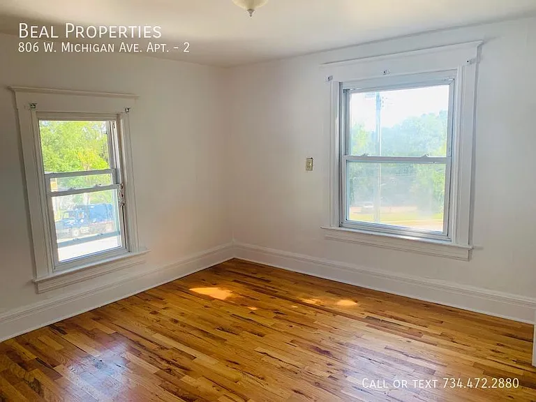 806 W Michigan Ave #2 — Photo 2