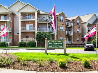 The Landmark at Hatchery Hill, Madison, WI 53711