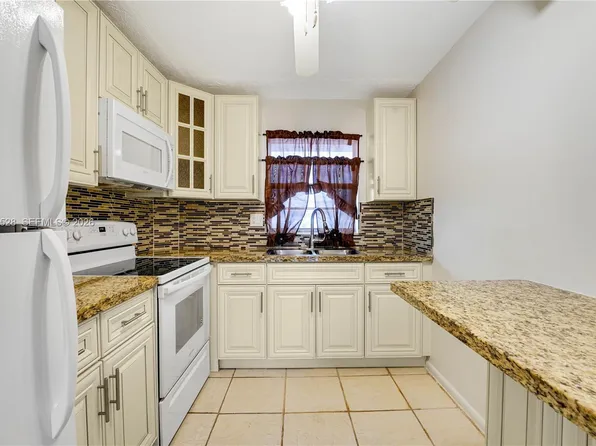 1200 Tallwood Ave APT 308, Hollywood, FL 33021