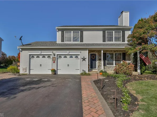 2490 Bruen Ln, Easton, PA 18040