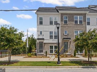 2561 Astaire Ct, Atlanta, GA 30318