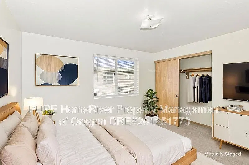 2 bed, 1.0 bath, 900 sqft, $1,395 — Photo 3