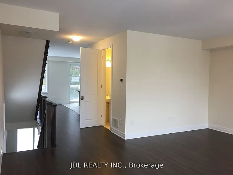 62 Heron Park Pl — Photo 10