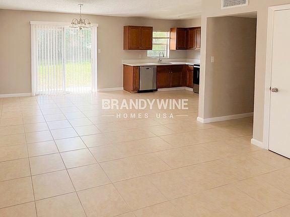 5th image of 3202 Needles Dr