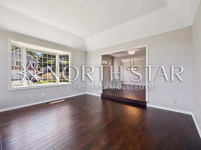 2055 Ridge Pointe Dr — Photo 6