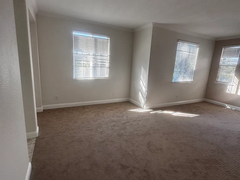 511 W Las Brisas Dr — Photo 34