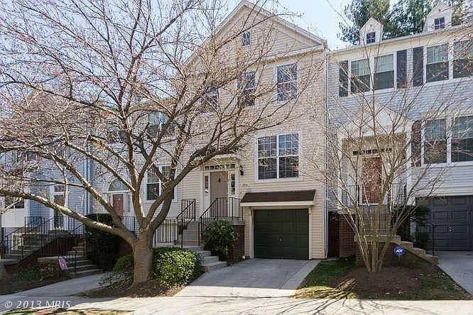 5836 Wye Oak Commons Ct #18 photo 1