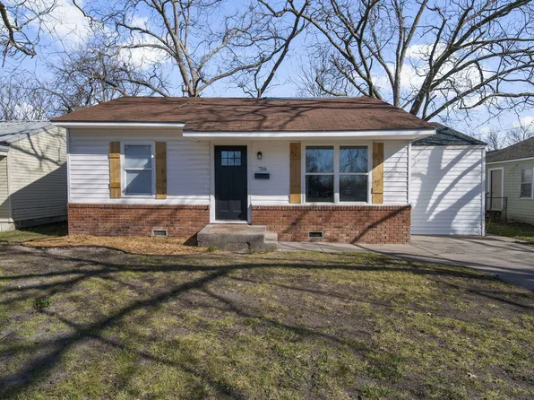 706 Coyne Ave, Miami, OK 74354