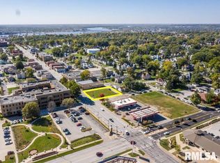 1720 N Harrison St, Davenport, IA