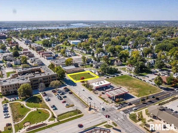 1720 N Harrison St, Davenport, IA 52803