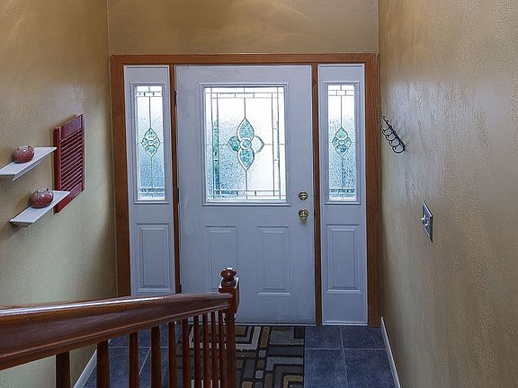 Entry Foyer 