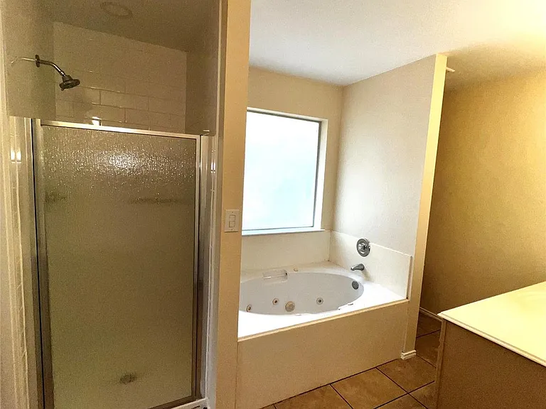 1210 Canna Lily Ln — Photo 12
