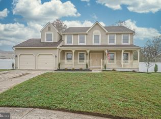 11 Grant Cir, Sewell, NJ 08080