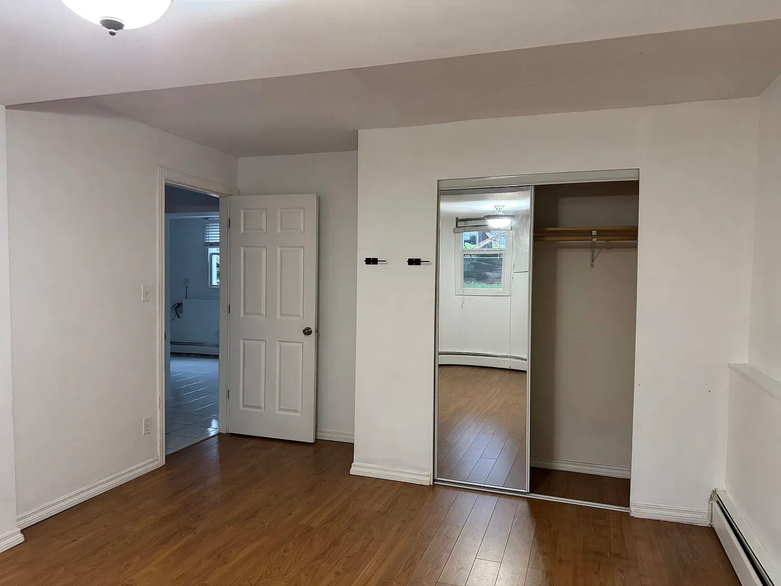 3 bed, 1500 sqft, $2,500 — Photo 4